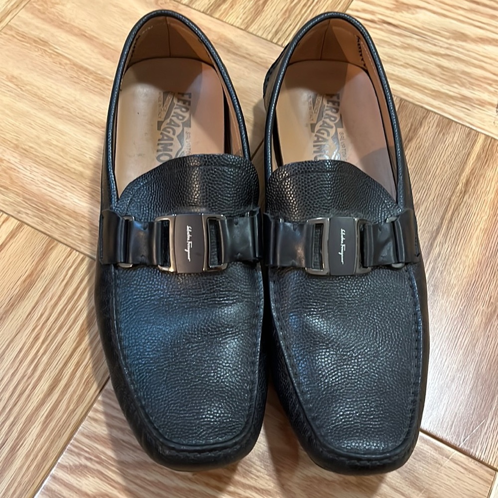 Salvatore Ferragmo black driver shoes in great condition